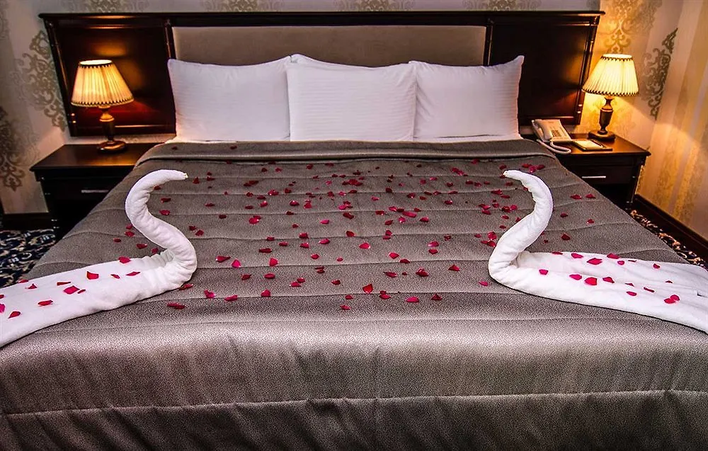 Ramada By Wyndham Baku Hotel 5*,